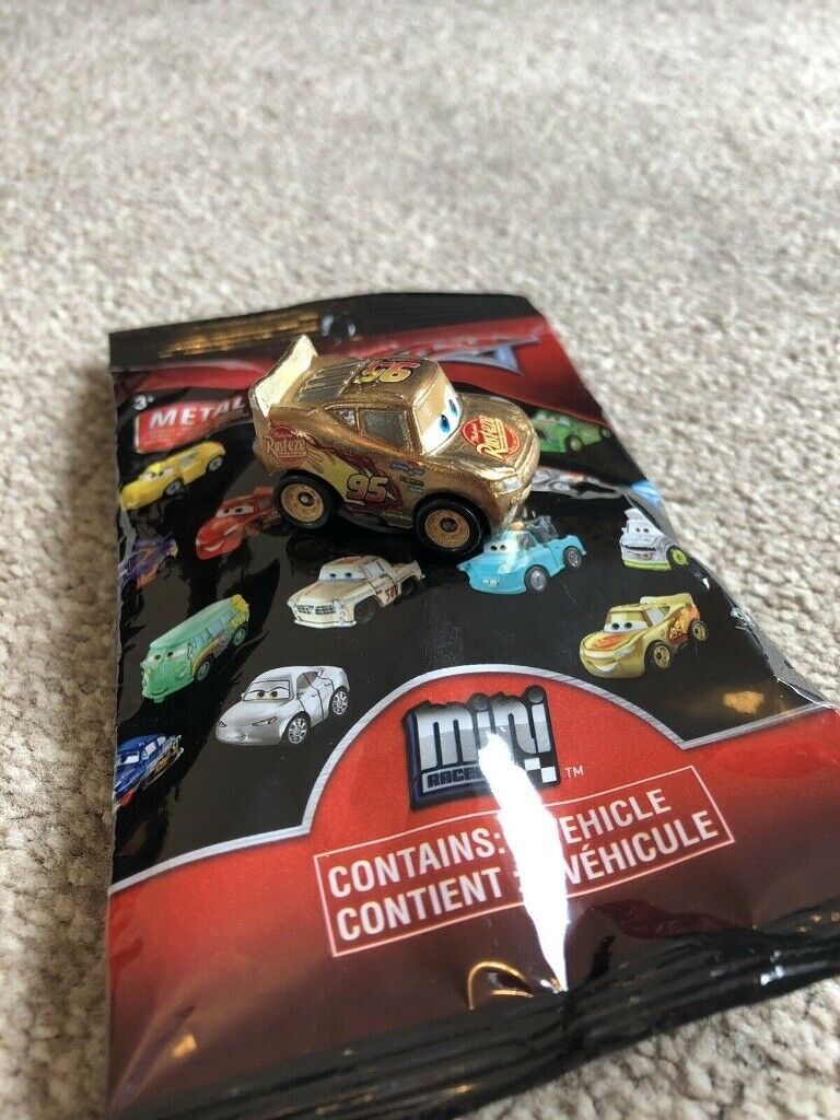 gold lightning mcqueen mini racers